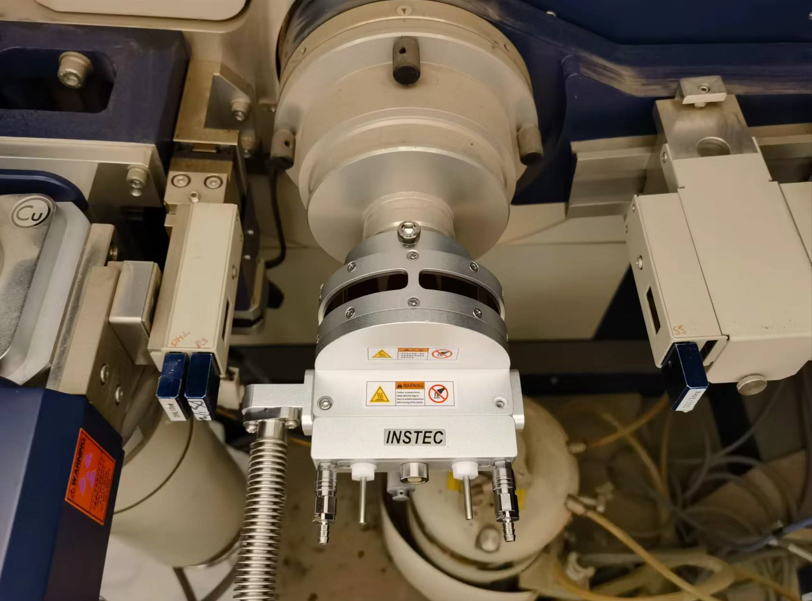 氟对金云母热稳定性的影响